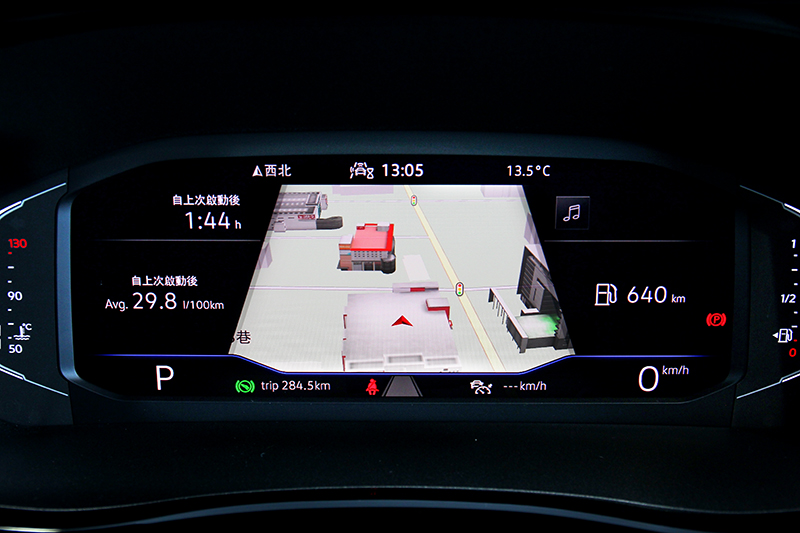 10.25吋數位儀表可依喜好選擇顯示介面。