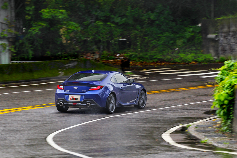 想更好玩就按下Track賽道模式。