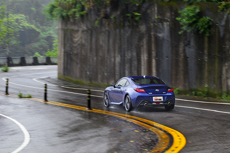 當天路面濕滑,不然也好想體驗關循跡的BRZ。