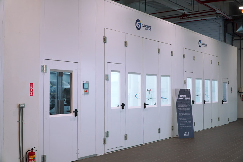 比利時 GARMAT 自動溫控變頻水性漆專用烤漆爐。