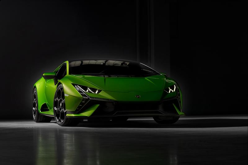 Huracan Tecnica擁有比Huracan EVO更兇狠的造型。