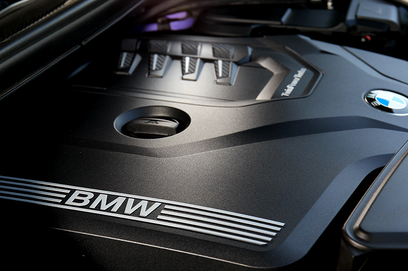 動力輸出依舊維持為252hp/35.7kgm。