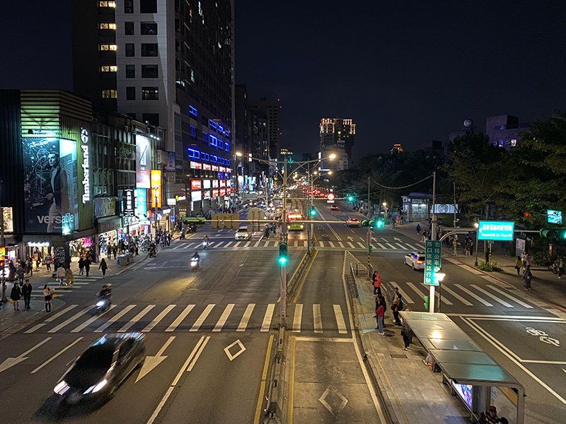 生活中無處不排碳,其中由交通工具著手最是立竿見影。