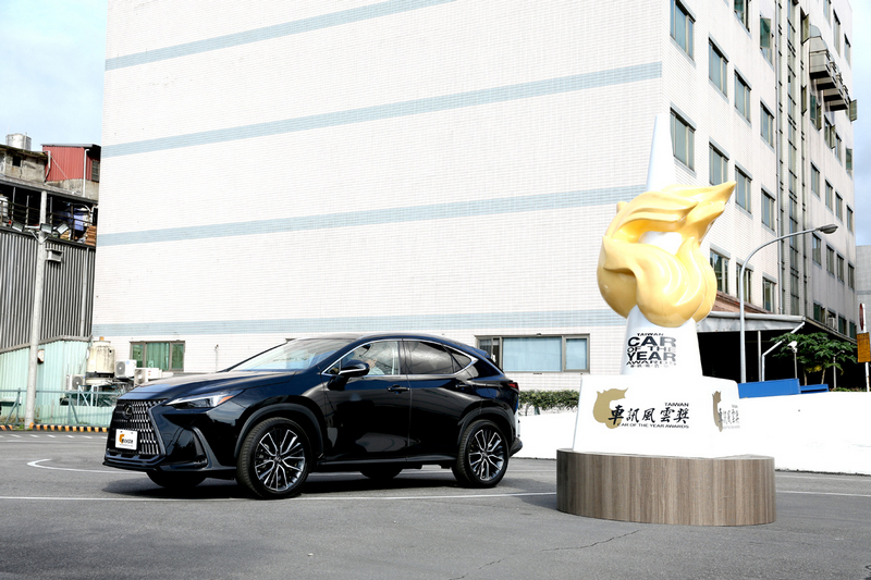 【2022最佳進口豪華中型SUV】Lexus NX