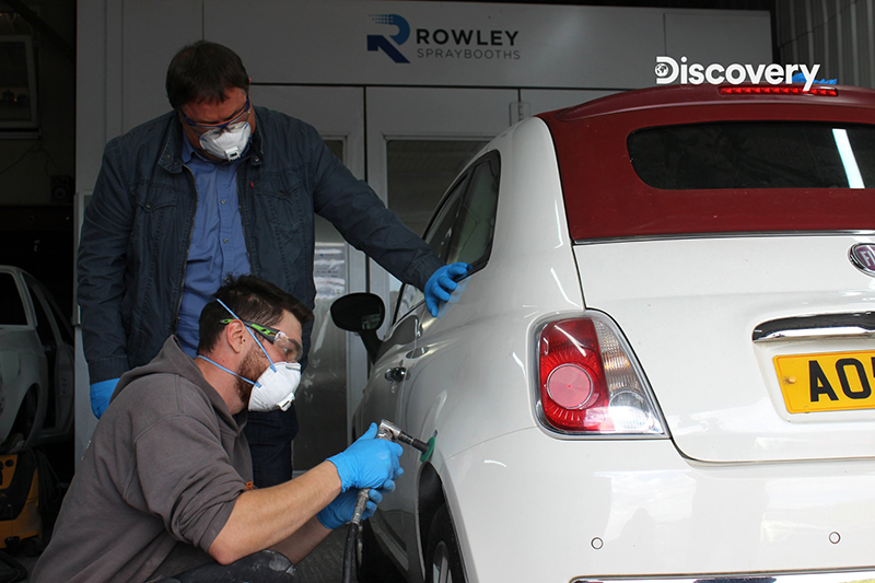 【車勢星聞】麥克收購了一輛保費低、車況佳的熱門車款Fiat 500。(圖:Discovery頻道提供)