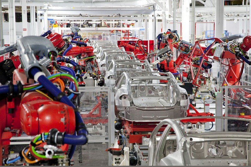 Tesla表示電動車需求會愈來愈高,但收購汽車品牌並無法解決問題。