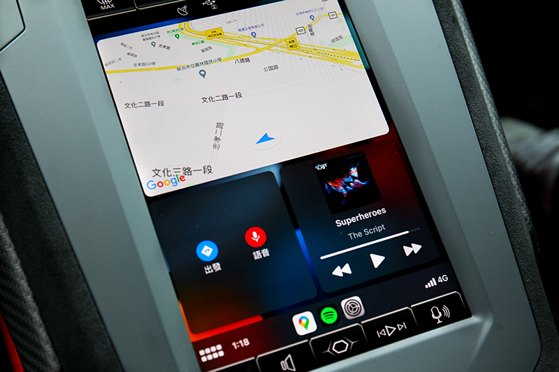 Apple Carplay功能當然不會少。