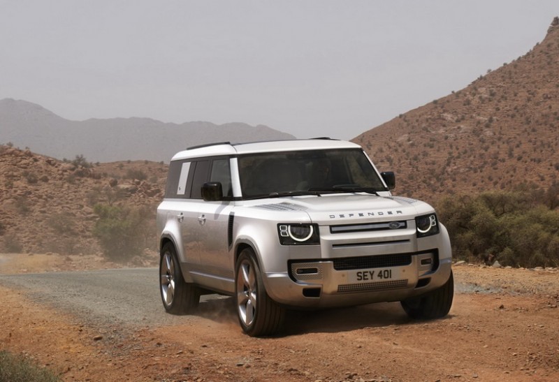  Land Rover Defender 130 讓八人享有同等的越野樂趣 