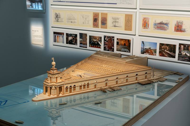 「與歷史對話」展區中，安藤忠雄將自己的作品視為一種脈絡，強調自身存在僅是建築歷史的一部分　©忠泰美術館