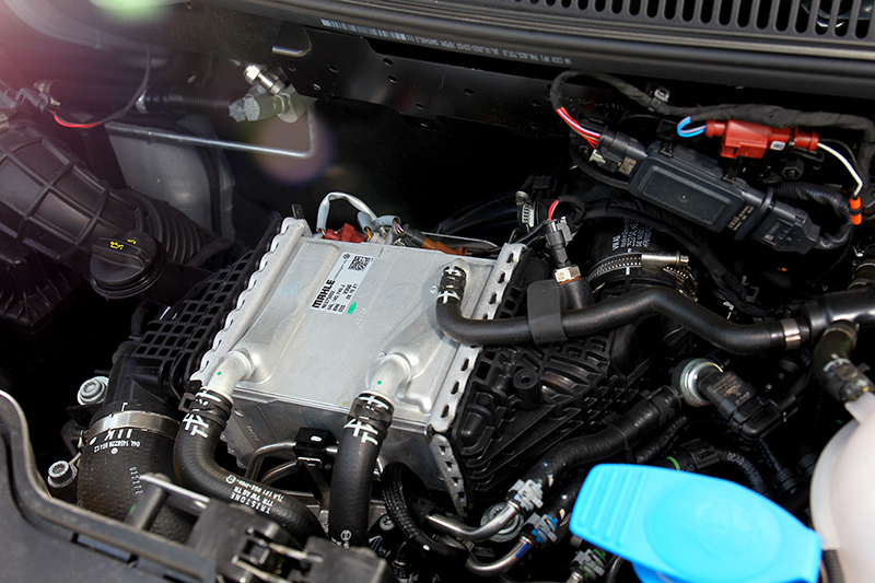 別看Caravelle 150 L動力不大,實際載物加速表現也相當飽滿充沛。