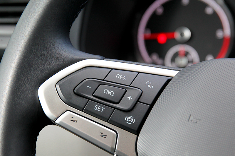 Caravelle 150 L並無配ACC,但這並不會影響旅遊興致。