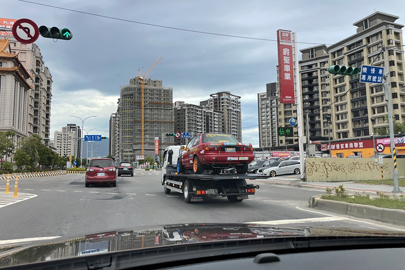 車手在聲明中指出，其參賽多年，熟知相關法規，過往皆以拖車將比賽車拖至比賽場地。〈照片提供：周德恩〉