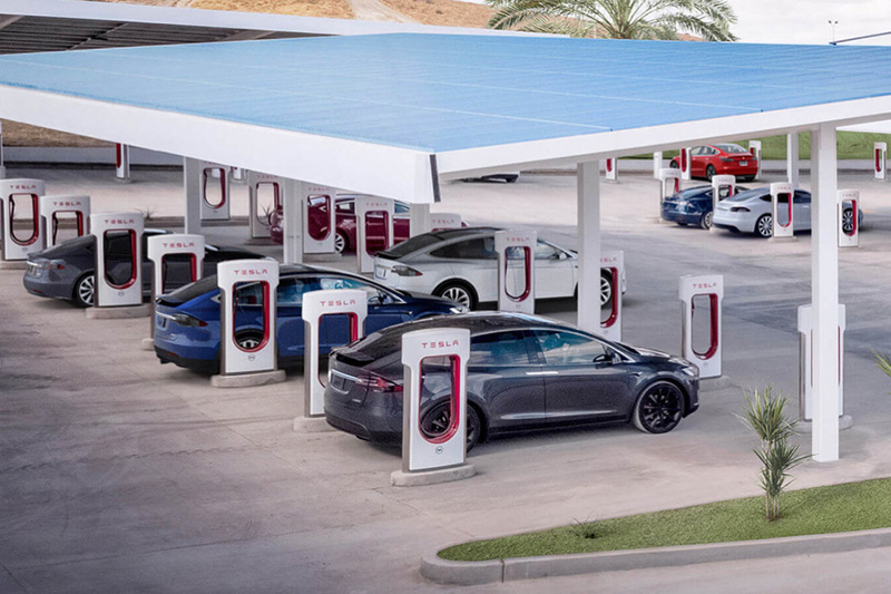 受到車廠與新創公司多方威脅,分析指出Tesla將於2025年失去銷售寶座。