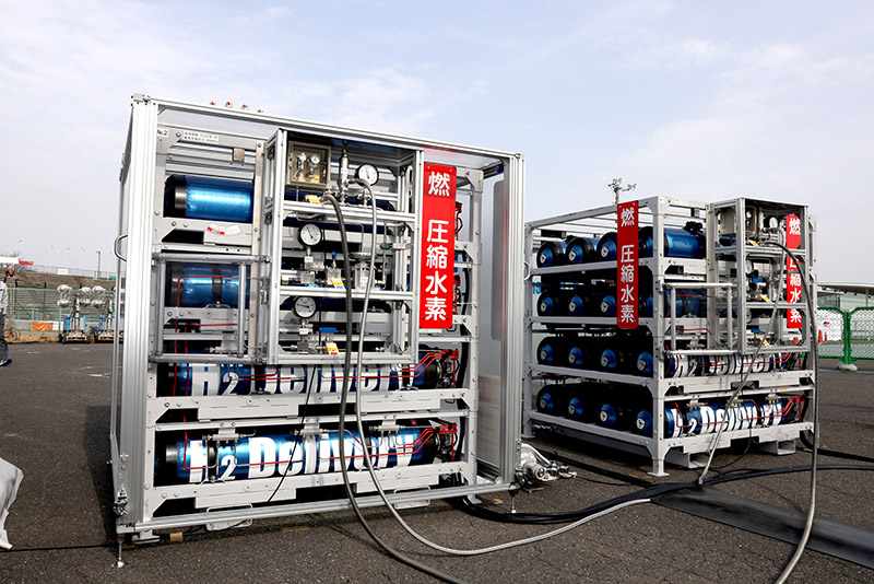 就連比賽過程與後勤整備的儲存、 運輸及使用等周邊相關配置與規劃,也能讓 碳中和願景有了更趨近實現的一天。