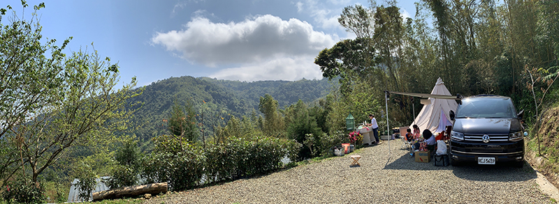 休閒就該輕鬆點,而T6.1 Multivan的大空間正是能讓Jeffrey盡情放鬆的關鍵。(Jeffrey提供)