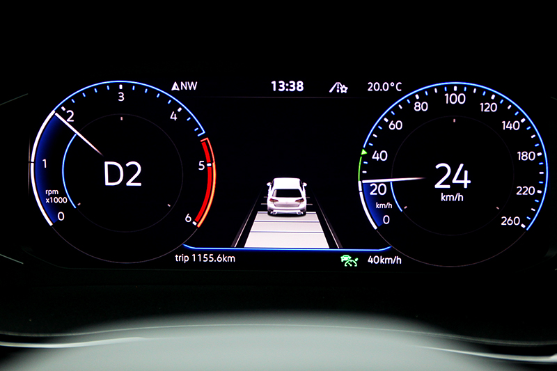 包含ACC主動式車距調節巡航在內的「IQ.DRIVE智能駕駛輔助系統」, 讓每段旅途都能更加輕鬆且放心。