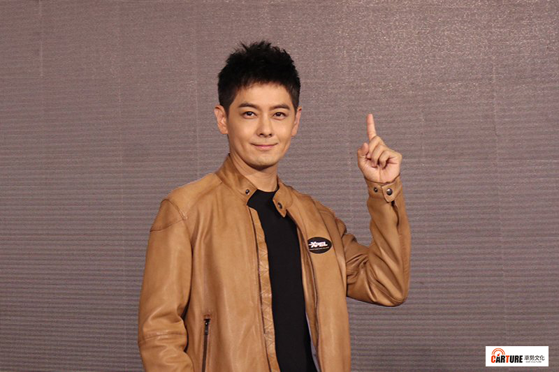 【車勢星聞】最新!林志穎駕特斯拉自撞安全島,經紀人證實:「醫院觀察中」。(資料照:車勢星聞)