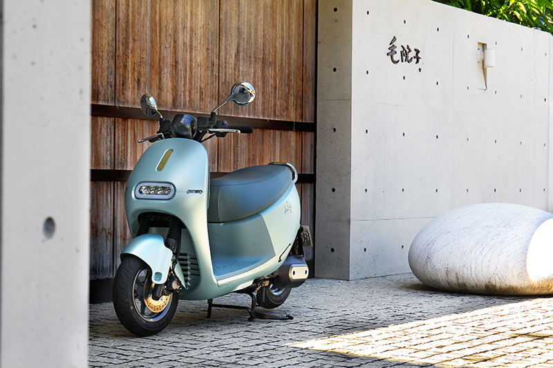 Gogoro從女性使用者的角度出發,重新打造的Delight。