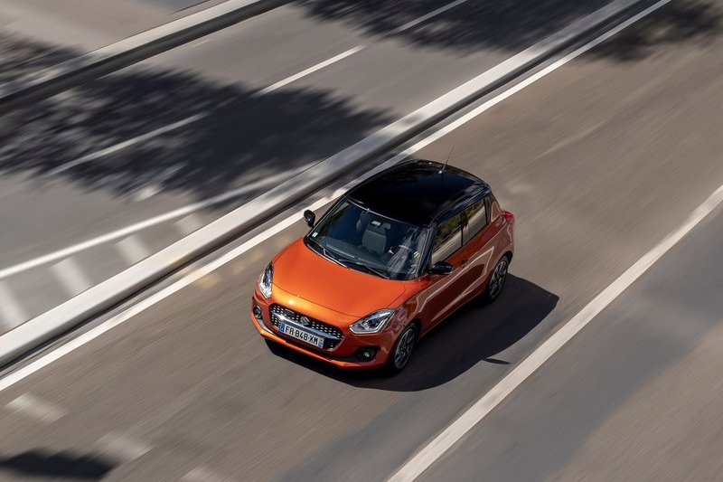 新世代Swift水箱護罩與下氣壩有進行大幅改變。