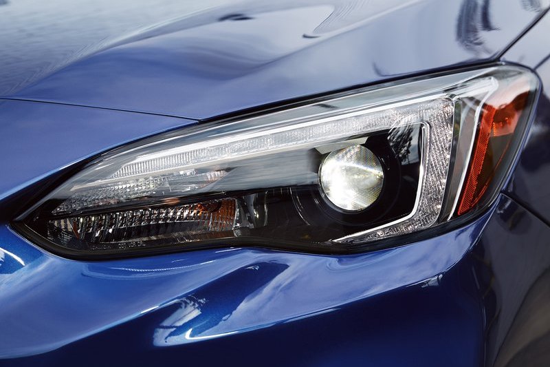 Impreza因頭燈反射效果不佳,Subaru進行召回更換。