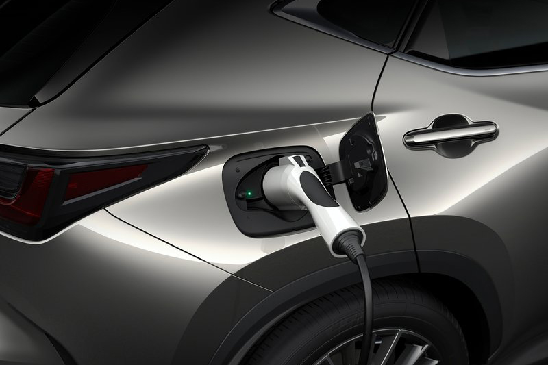 允許販售PHEV車型,但需具備80公里純電行駛能力。