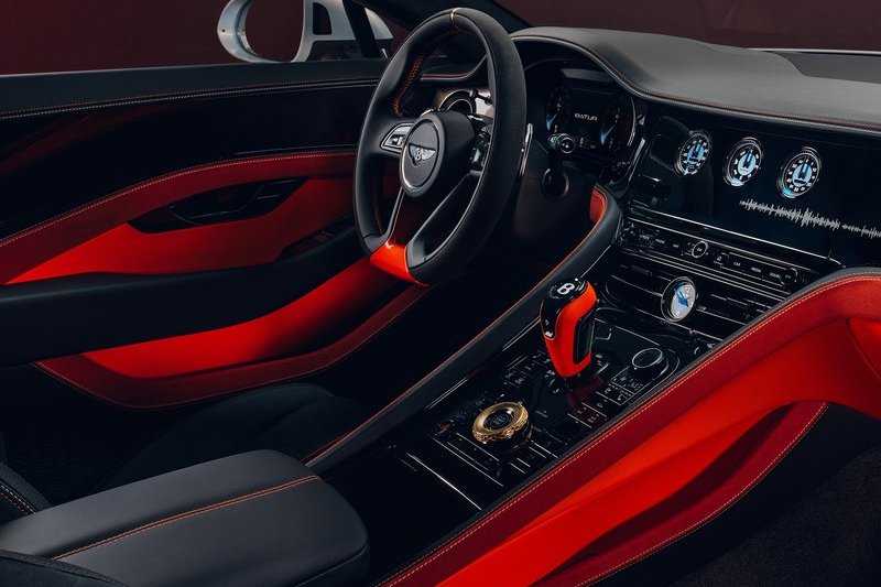 Mulliner Batur座艙提供多種材質與顏色客製化服務。