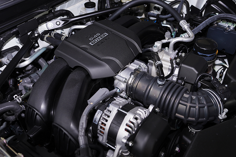 最有趣的進化在於峰值扭力的出現時機大幅提前,這也讓新車擁有更好揮灑的本錢。