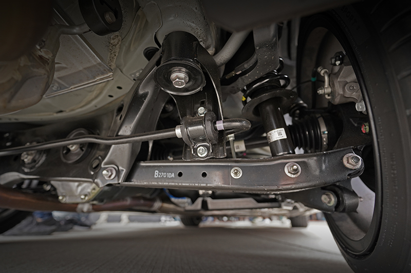 透過Gazoo Racing特調的底盤結構與幾何設定,因而讓極限下的動態顯得更成熟且有效率。