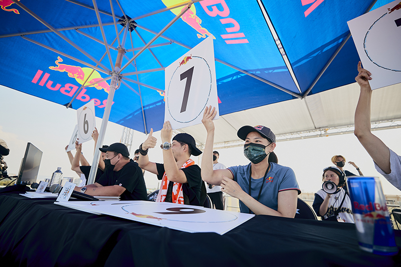 擔任飛行日評審的Red Bull運動員戴資穎。〈Red Bull提供〉