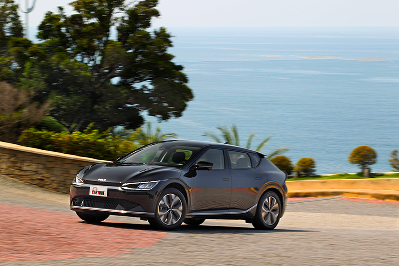 高速與上坡路段是電量殺手。