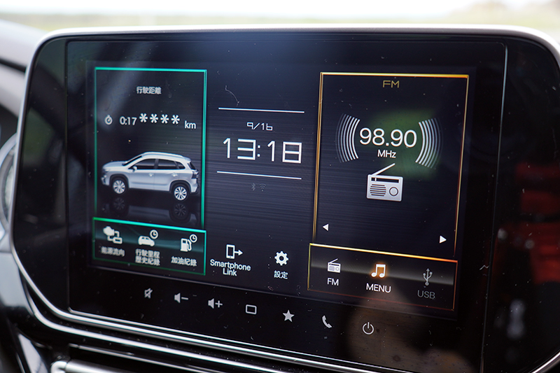 全新的9吋觸控螢幕系統,更新操作介面後,使用便利性大幅提升。