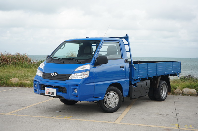 P350 Hybrid外觀與Delica有些神似,不過車格尺寸、動力及載重能力上都有明顯提升