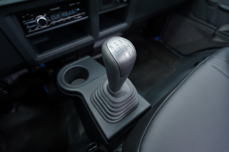離合器接合點容錯度高,就算鮮少開手排貨車也可輕易上手