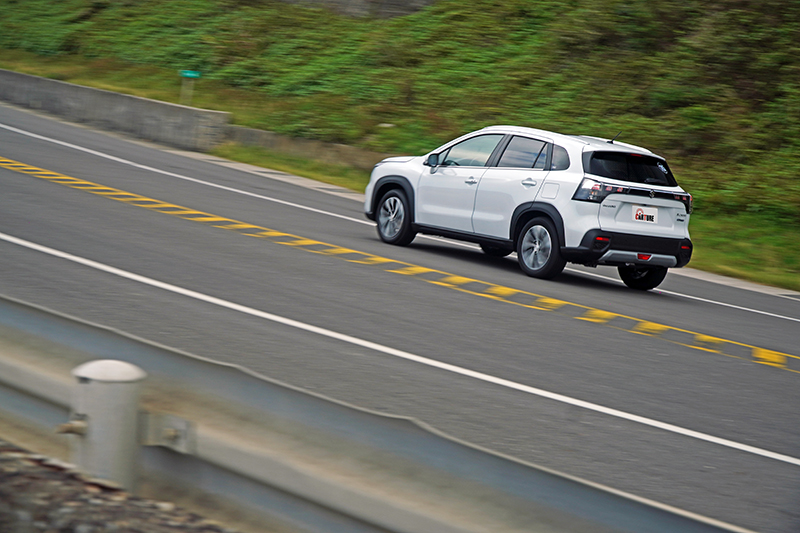 Vitara與S-Cross價格區間相近且搭載同樣動力系統,驅動方式也有二驅與四驅兩種選項。