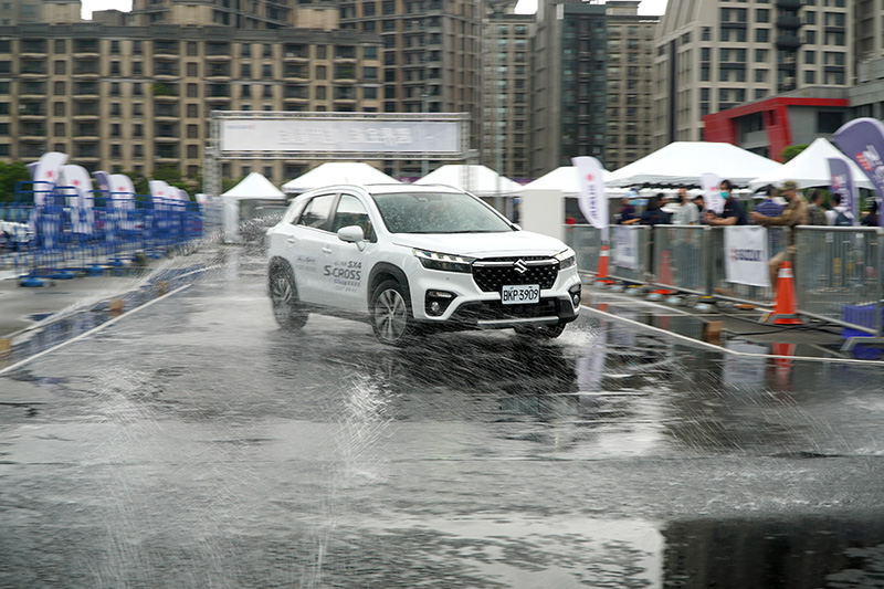 S-Cross Allgrip四驅表現也相當出色。