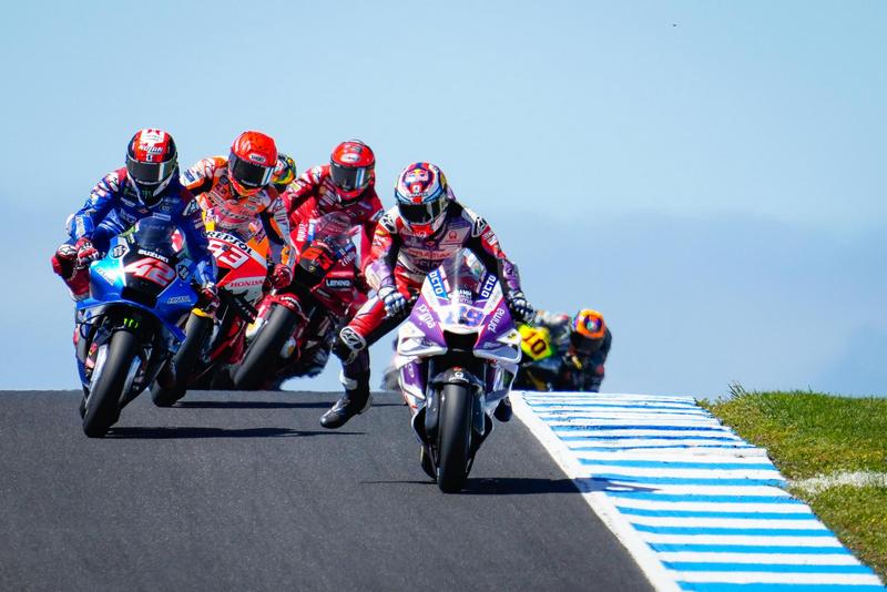 下半場就上演車手大亂鬥。