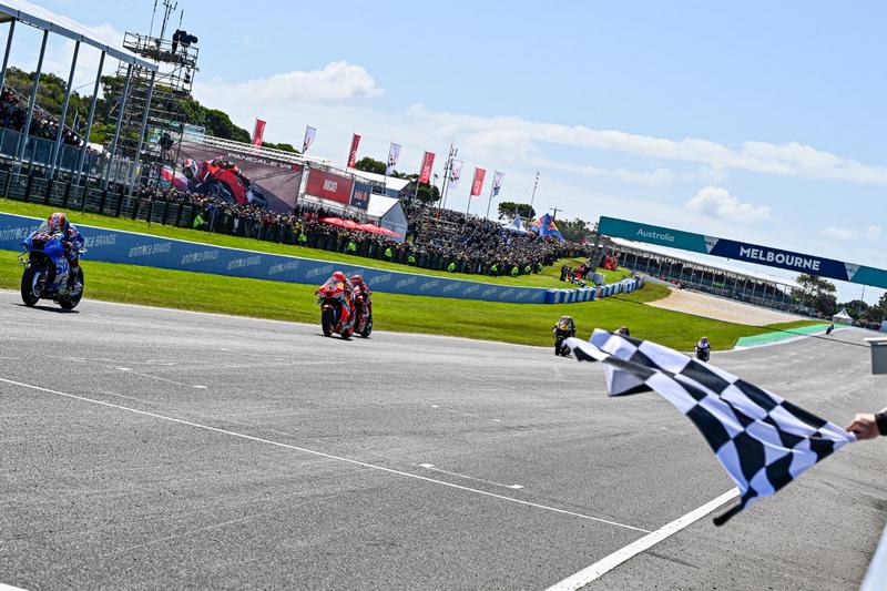 最後由Rins奪下冠軍。