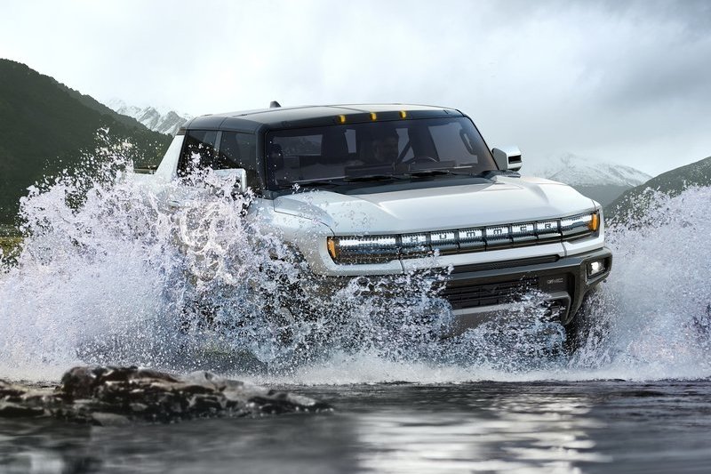 Hummer EV出色的越野能力與強大動力，叫越野玩家怎能不愛它。