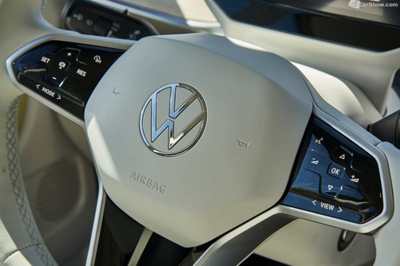 收到消費者意見回饋後，Volkswagen計畫取消方向盤觸控設計。