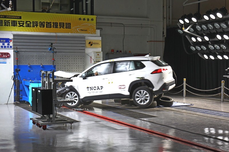  臺灣新車安全評等（TNCAP）首撞，Toyota Corolla Cross「撞」烈犧牲見證安全發展新紀元 