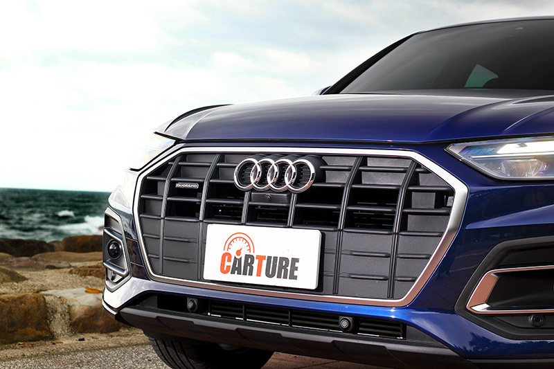 Q5 40 TFSI Launch Edition外觀沒有套件，但憑藉設計語彙就已擁有吸睛的樣貌。