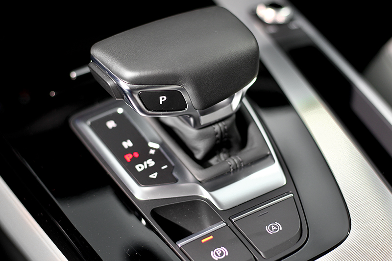 七速自手排變速系統提供直接反應。