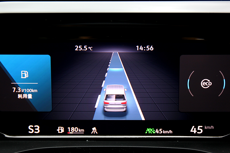 主動式車距調節巡航、主動式車道修正、Travel Assist智慧車陣穿梭為標準配備。