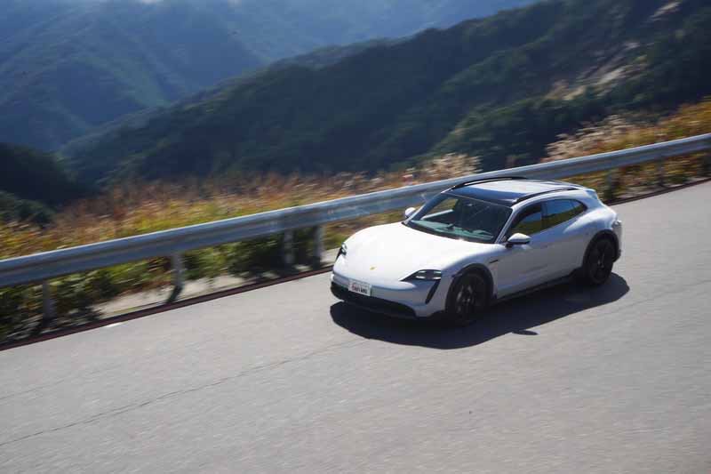 不必燒燃料的電動車在各種環境下皆能保有穩定的性能輸出