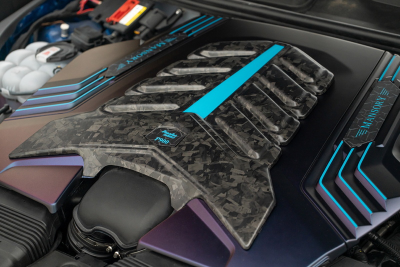 動力提升至900hp/112kgm，0～100km/h加速縮短至2.9秒，極速來到333km/h。