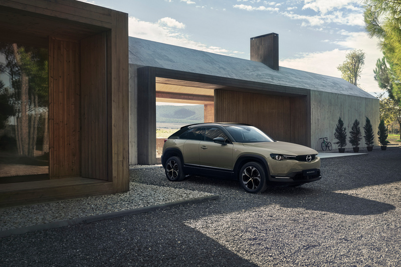 Mazda終於帶來MX-30 R-EV。
