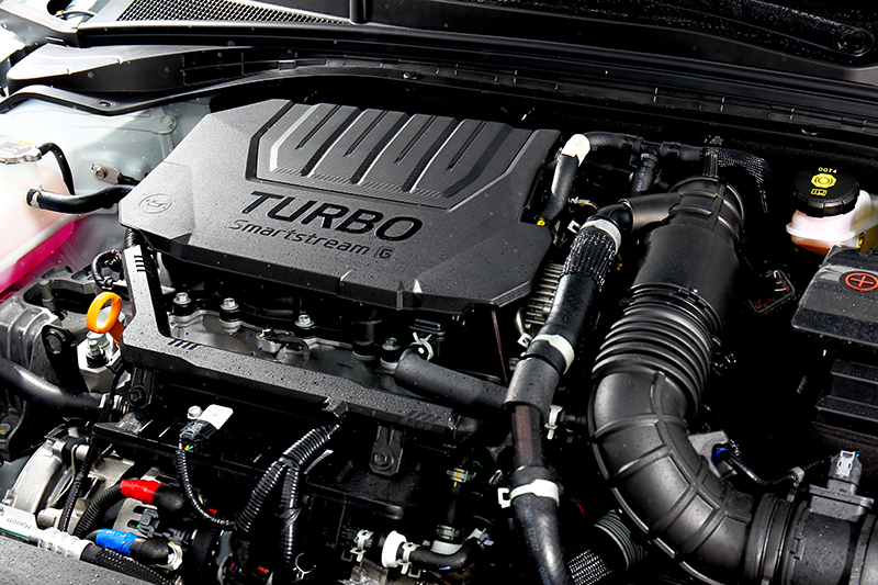 小改Ceed Sportswagon另一重點就是導入48V輕油電,平均油耗也因此從16.5km/L提升至19km/L。