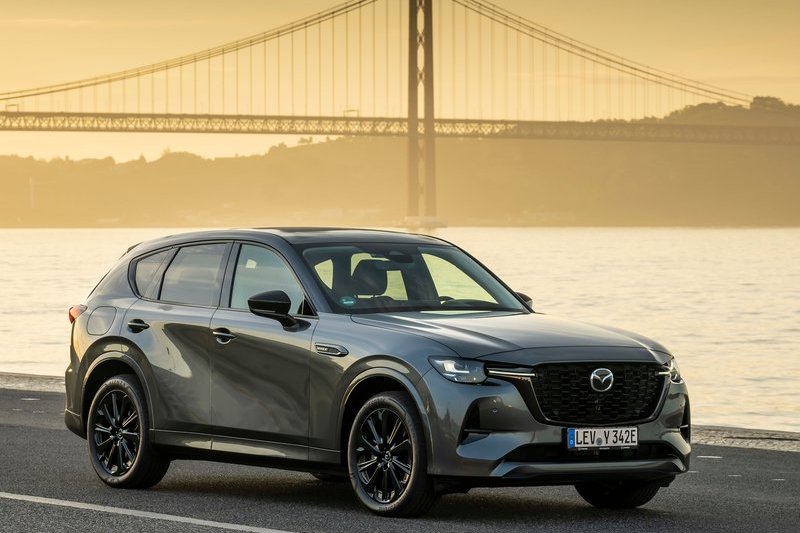 Mazda預告年底前推出CX-80。(圖為CX-60)