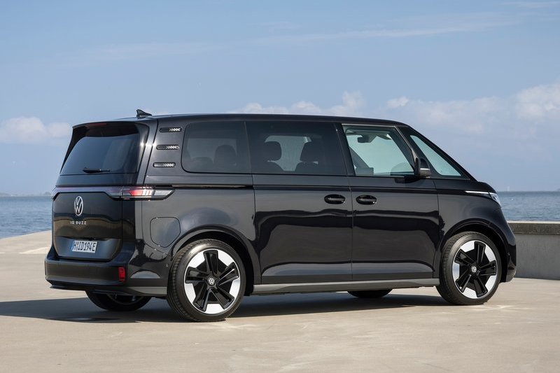 選擇單車色就能提早11個月拿到車。