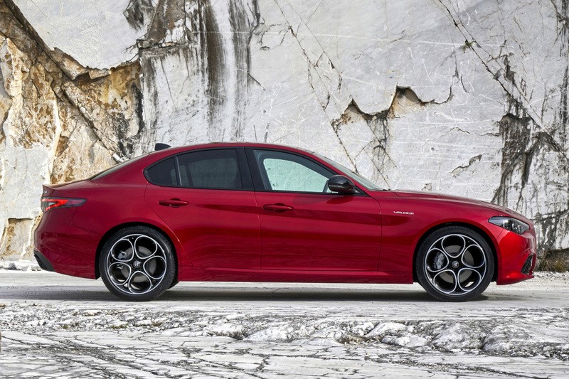 Alfa Romeo透露預計2025年會推出電動Giulia。